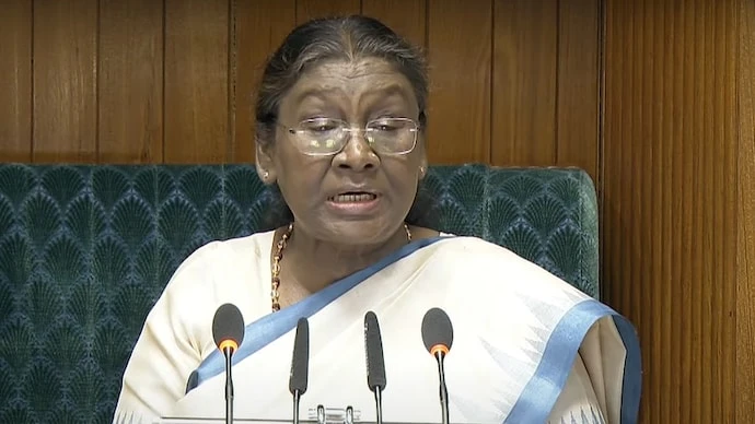 'आतंकवाद के खिलाफ लड़ाई का संकल्प फिर मजबूत करें'- 26/11 की 17वीं बरसी पर बोलीं राष्ट्रपति