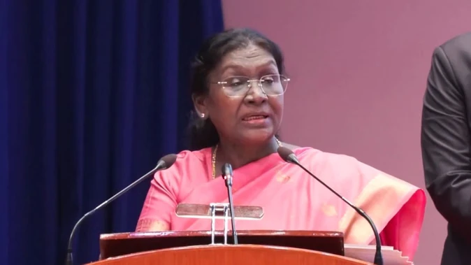 संविधान दिवस पर राष्ट्रपति मुर्मू का संदेश: बच्चों में भी बढ़े संवैधानिक जागरूकता