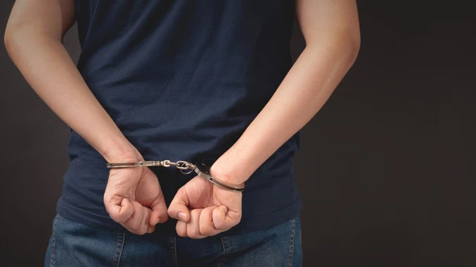 एमबीबीएस एडमिशन के नाम पर 100 करोड़ की ठगी, दो दलाल गिरफ्तार