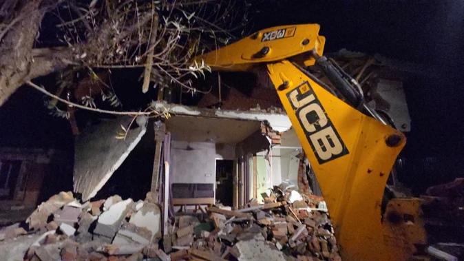 गांदरबल में अवैध निर्माणों के खिलाफ प्रशासन ने की सख्त कार्रवाई