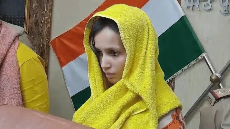 सौरभ हत्याकांड: नीले ड्रम वाली मुस्कान को मेडिकल से मिली छुट्टी, नवजात बेटी के साथ लौटी जेल