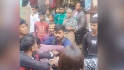 शामली: छेड़छाड़ का विरोध करने पर किशोरी को बेल्ट से पीटा, दो आरोपी गिरफ्तार