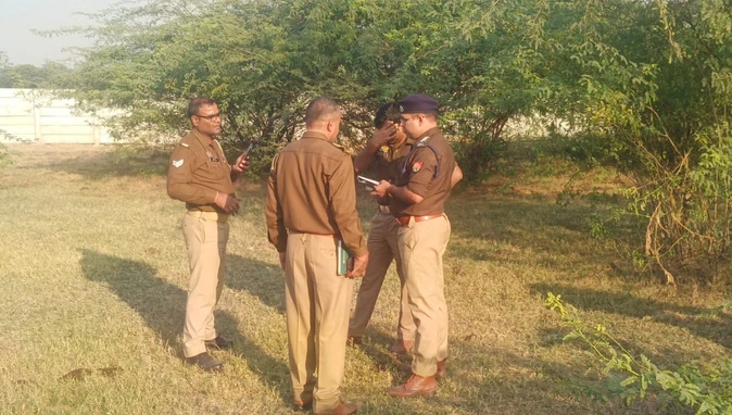 मैनपुरी में किशोर की कुल्हाड़ी से हत्या, परिजनों में कोहराम