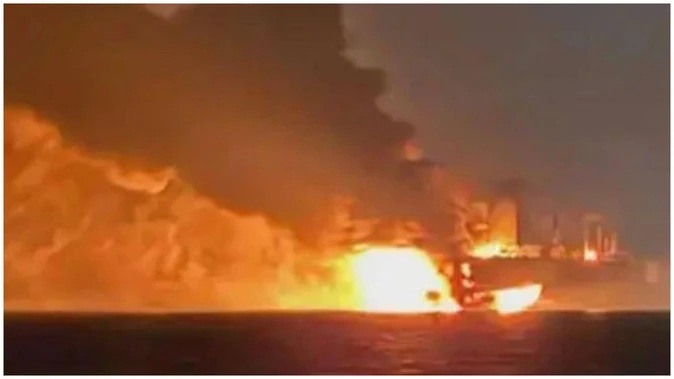 काला सागर में यूक्रेन का ड्रोन हमला, वीडियो वायरल