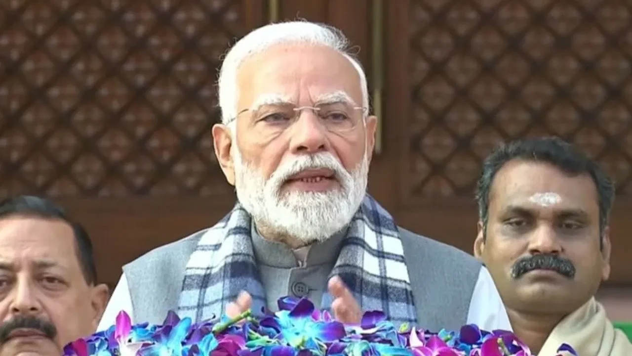 संसद का शीतकालीन सत्र शुरू, पीएम मोदी का विपक्ष को संदेश: नारे नहीं, नीति पर ध्यान दें