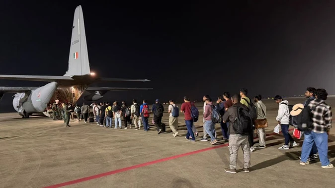 चक्रवात ‘दित्वाह’ हुआ कमजोर, श्रीलंका में फंसे सभी भारतीय सुरक्षित लौटे