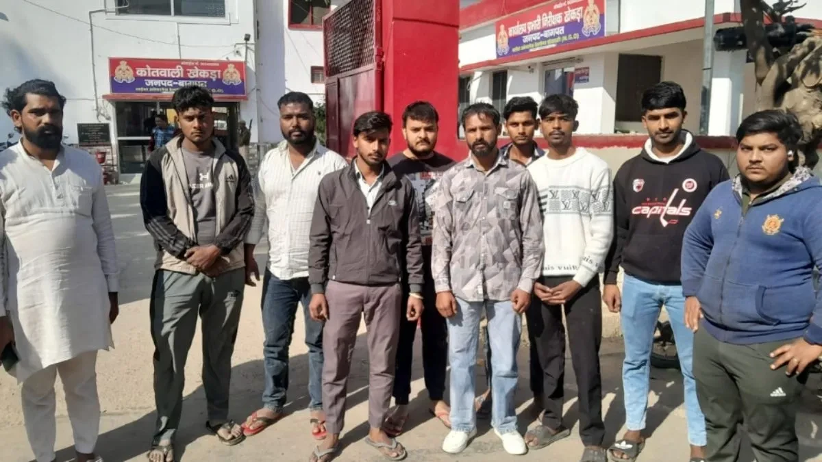 बागपत: शाकाहारी बिरयानी में हड्डी मिलने पर दुकानदार गिरफ्तार