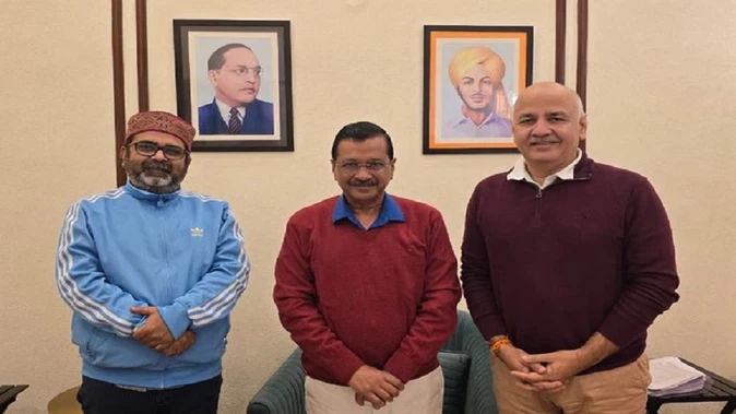 ‘ऋणी रहूंगा, अरविंद जी आप महान नेता’: अवध ओझा ने राजनीति को कहा अलविदा