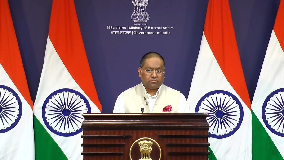 श्रीलंका राहत विवाद: भारत ने पाकिस्तान के झूठे दावे को किया खारिज, कहा- चार घंटे में दी थी मंजूरी