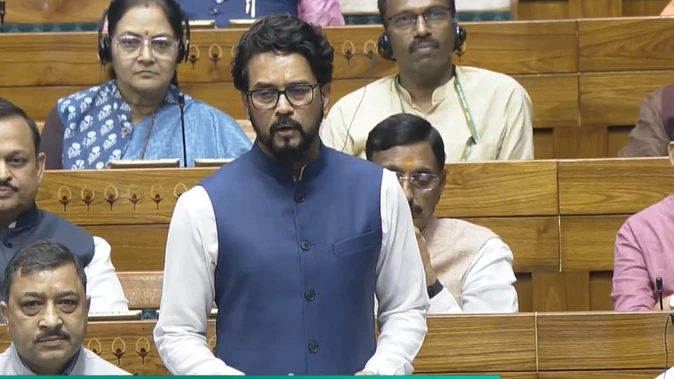 हिमाचल सरकार नहीं कर रही रेलवे प्रोजेक्टों में सहयोग: अनुराग ठाकुर