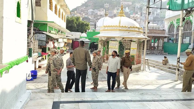 अजमेर दरगाह को उड़ाने की धमकी, घंटों सर्च ऑपरेशन के बाद नहीं मिला विस्फोटक