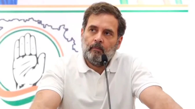 इंडिगो संकट पर राहुल का हमला: आम नागरिकों को भुगतना पड़ रहा सरकार का एकाधिकार मॉडल