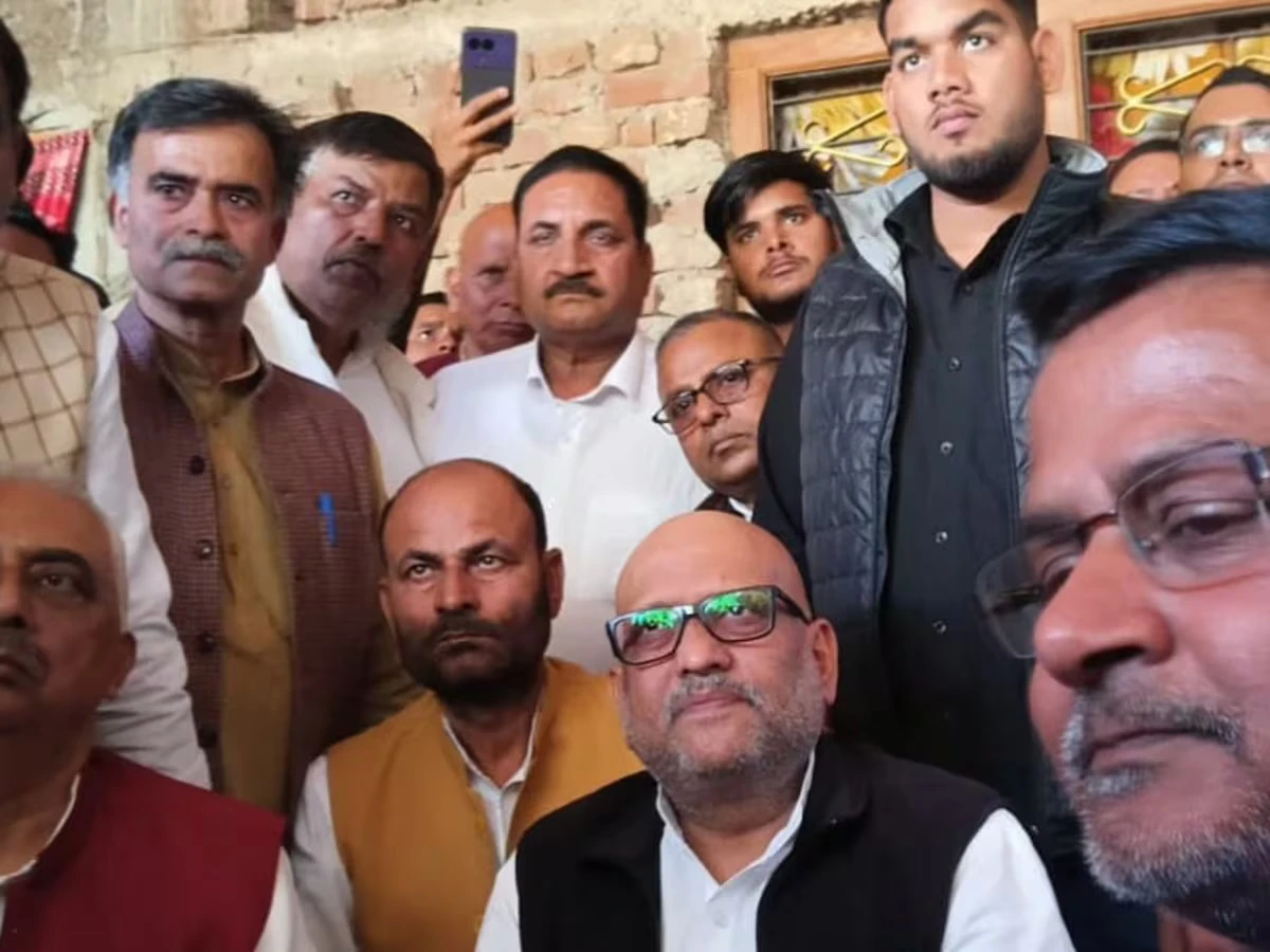 दिवंगत बीएलओ के परिवारों को एक-एक करोड़ दे सरकार: अजय राय