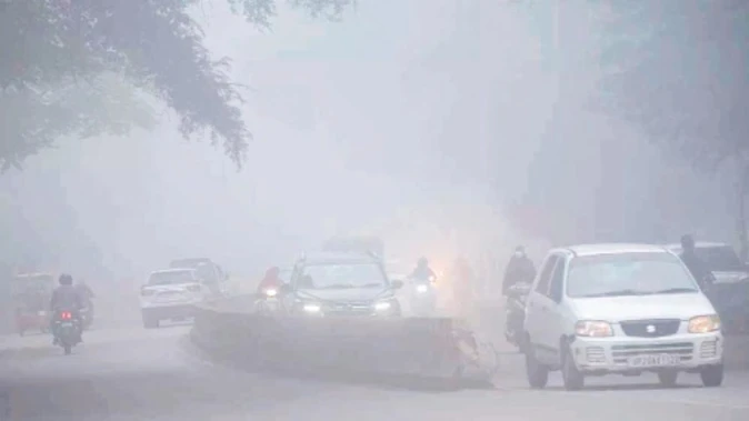 उत्तर प्रदेश में सर्दी चरम पर, पश्चिमी विक्षोभ के असर से छाएगा घना कोहरा