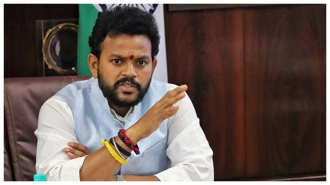 ‘कीमत चुकानी होगी’- इंडिगो की उड़ानों में व्यवधान पर विमानन मंत्री का बयान