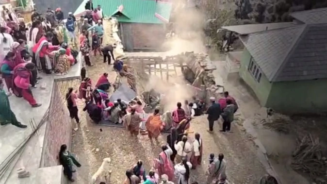 चंबा में शादी समारोह के दौरान मकान की छत गिरने से कई घायल
