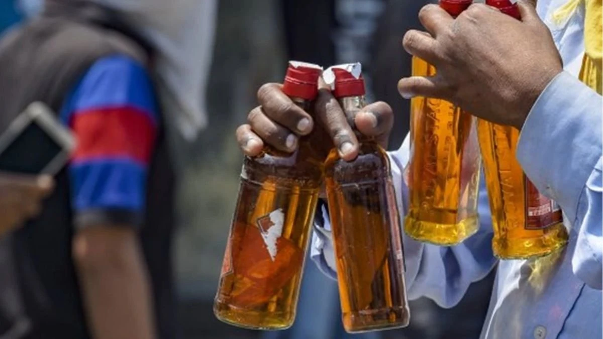 यूपी: आबकारी विभाग ने आठ महीने में जुटाया 35 हजार करोड़ का राजस्व