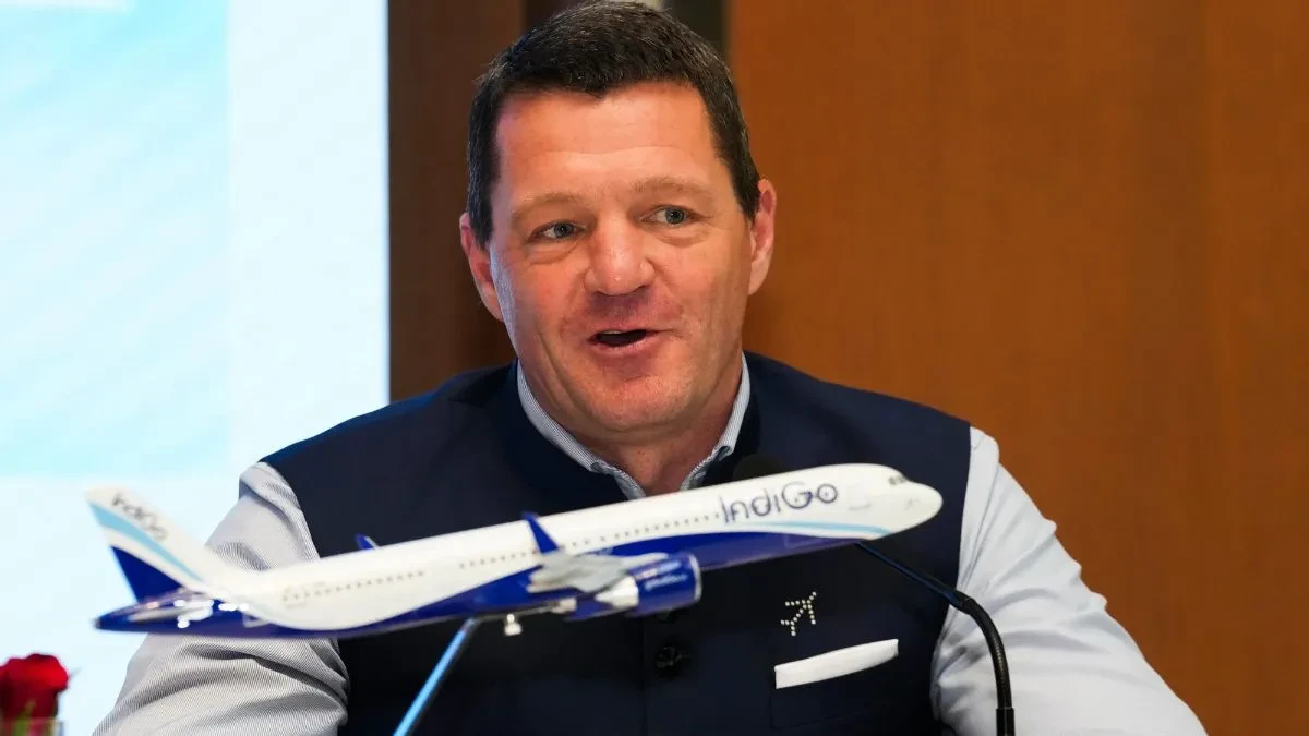 डीजीसीए ने इंडिगो के सीईओ को भेजा शोकॉज नोटिस, 24 घंटे में मांगा जवाब