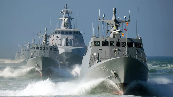 ताइवान के पास चीन की सैन्य गतिविधि तेज, दो विमान और सात वॉरशिप की गश्त