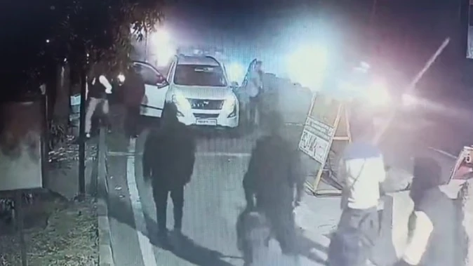 पंजाब: लाडोवाल टोल पर कार सवारों ने टोल कर्मियों पर चलाई गोलियां