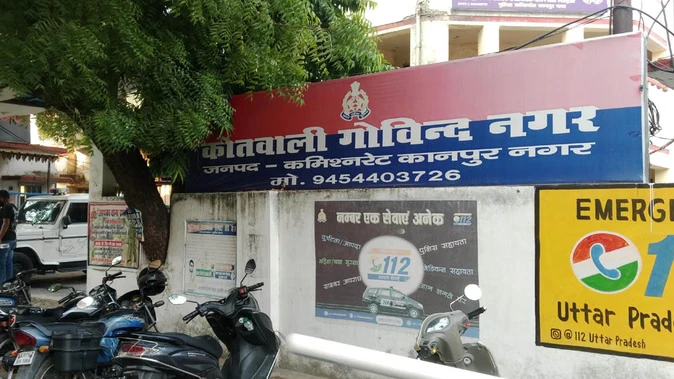 कानपुर: 37 सेकेंड में दुकान का शटर तोड़कर 50 लाख के मोबाइल चोरी