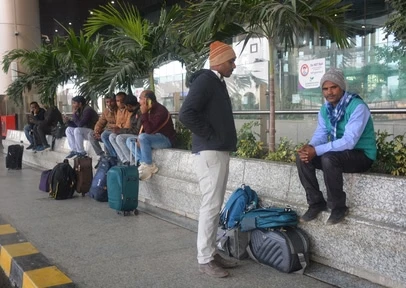 अमौसी एयरपोर्ट पर फ्लाइट के इंतजार में बैठे यात्री की तबीयत बिगड़ने से मौत