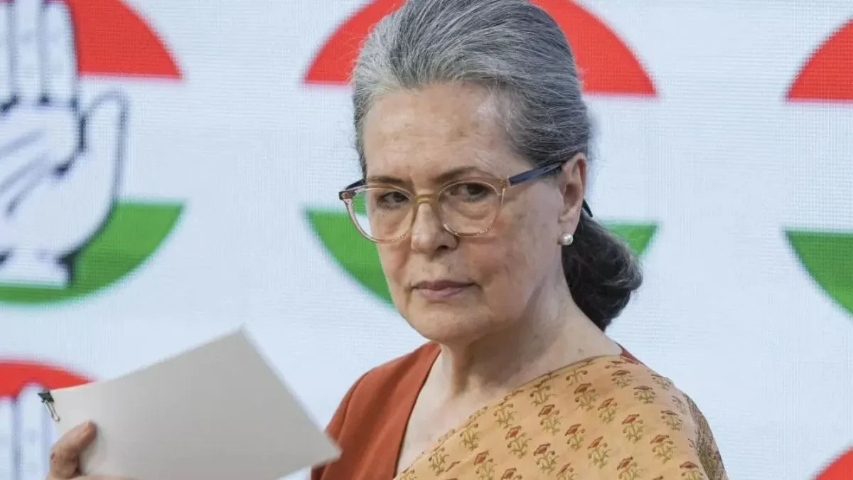 सोनिया गांधी को वोटर लिस्ट मामले में राउज एवेन्यू कोर्ट का नोटिस