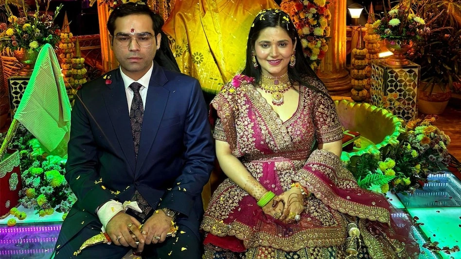 कथावाचक निधि सारस्वत का शाही विवाह, चिरागवीर उपाध्याय संग बंधन में बंधीं