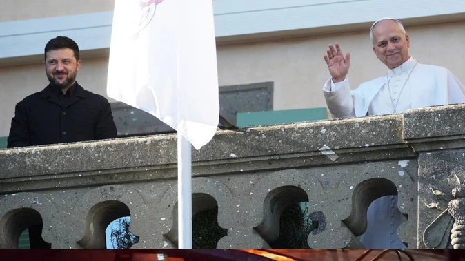 ट्रंप पर पोप लियो का प्रहार: यूरोप–यूक्रेन नीति पर जताई कड़ी आपत्ति