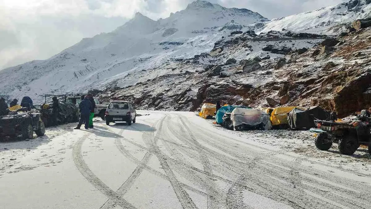 देशभर में बढ़ी शीतलहर, कई राज्यों में अलर्ट जारी