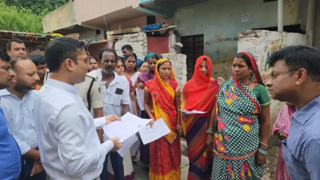 तीन करोड़ मतदाता प्रभावित: चुनाव आयोग ने हटाए गए नामों की पुनः समीक्षा का आदेश दिया