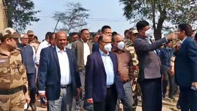 केन्दुआडीह में जहरीली गैस का संकट गहराया: कोल इंडिया चेयरमैन ने किया निरीक्षण