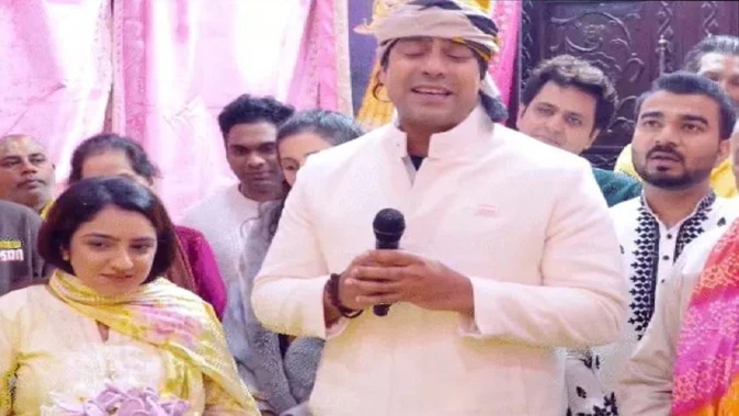 भजन सुनकर भावुक हुए संत प्रेमानंद, जुबिन नौटियाल से कहा—‘यूं ही मुस्कुराहट बांटते रहिए’