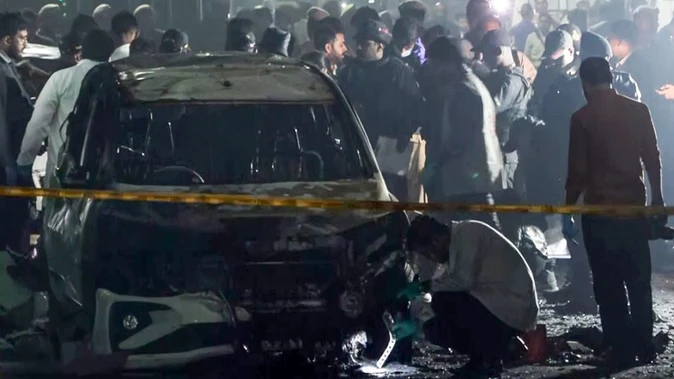 दिल्ली ब्लास्ट: दो मुख्य आरोपियों को 14 दिन की न्यायिक हिरासत, तीसरे को एनआईए रिमांड