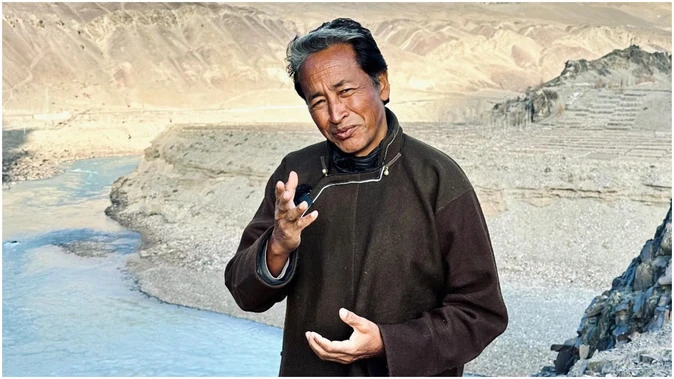 सोनम वांगचुक के HIAL की सराहना, संसदीय समिति ने की यूजीसी मान्यता की सिफारिश की