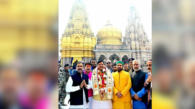 एमपी के सीएम मोहन यादव ने काशी विश्वनाथ और कालभैरव मंदिर में किए दर्शन