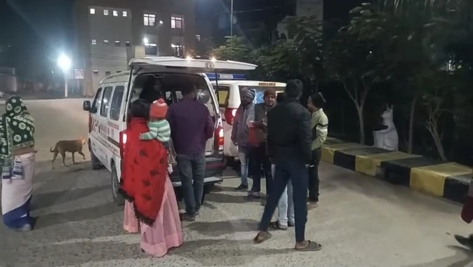 वैशाली हाजीपुर: एंबुलेंस कर्मियों पर मरीज को प्राइवेट अस्पताल भेजने का आरोप