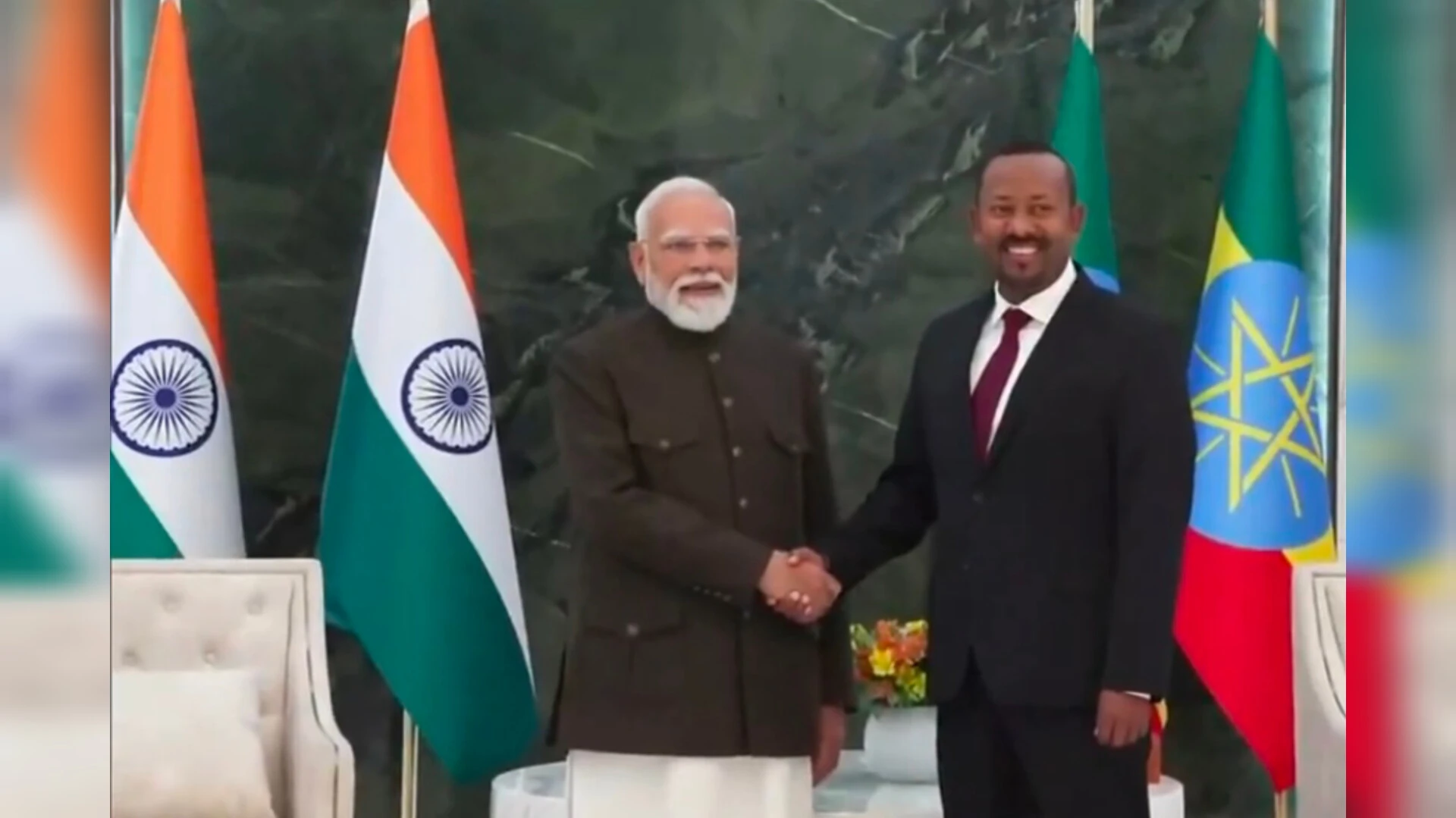 इथियोपिया पहुंचे प्रधानमंत्री मोदी, पीएम अबी अहमद से की मुलाकात