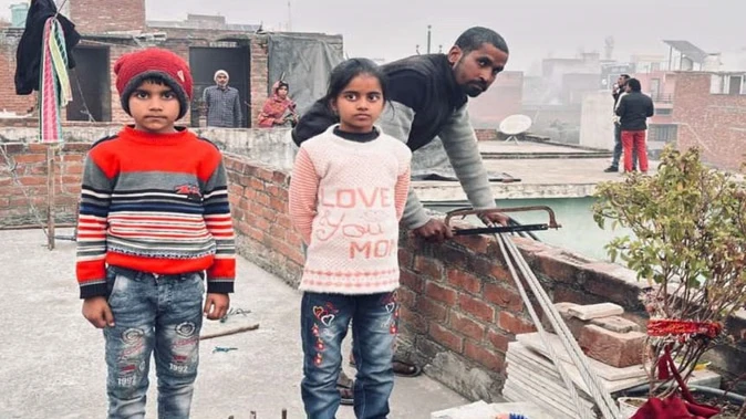 चंदौसी: मासूमों की गुहार पर डीएम और बिजली विभाग ने तुरंत की कारवाई