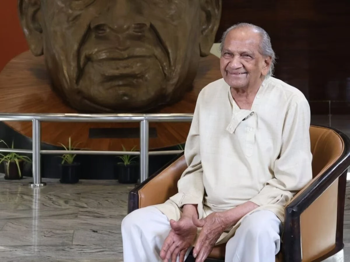 स्टैच्यू ऑफ यूनिटी के शिल्पकार राम वनजी सुतार का निधन