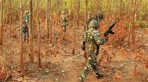 सुकमा में मुठभेड़: तीन माओवादी ढेर, कई घायल