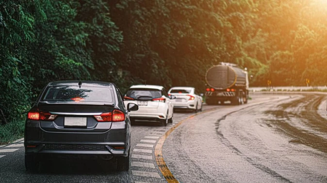 उत्तराखंड में 1 जनवरी से बाहरी निजी वाहनों पर लागू होगा ‘ग्रीन सेस’, फास्टैग से होगी वसूली