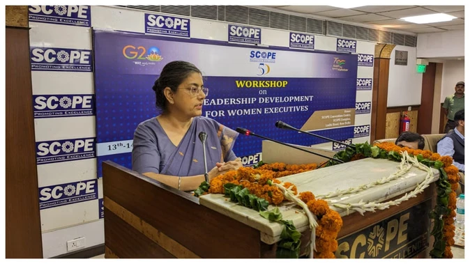 उड़ान व्यवधान के बाद इंडिगो के संचालन की जांच करेगा प्रतिस्पर्धा आयोग