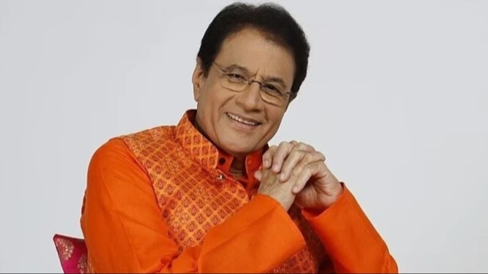 तीन साल से रुकी पेंशन के लिए बुजुर्ग ने सांसद अरुण गोविल से लगाई गुहार