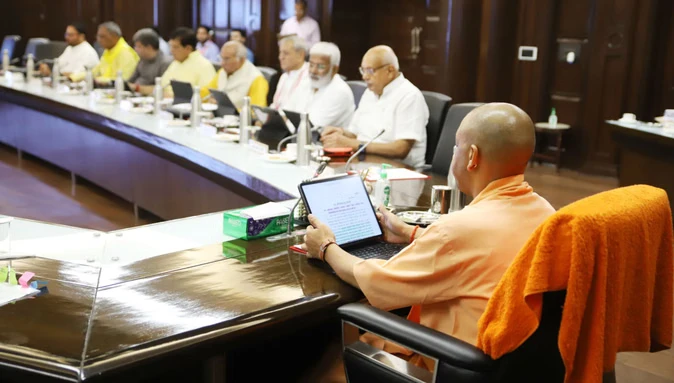 यूपी कैबिनेट की बैठक सोमवार को, अनुपूरक बजट और विकास प्रस्तावों पर होगी चर्चा