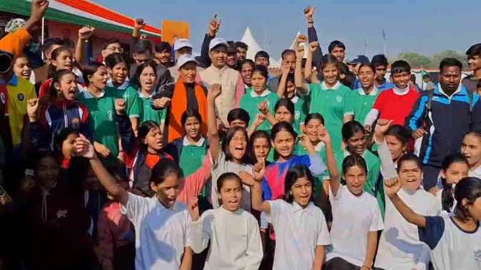 भारत-न्यूजीलैंड FTA पर सरकार में मतभेद, विदेश मंत्री पीटर्स ने जताई आपत्ति