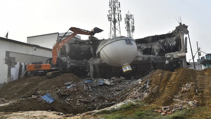 बरेली: वाजिद बेग का अवैध बरातघर जमींदोज, बीडीए करेगा पांच लाख रुपये वसूल