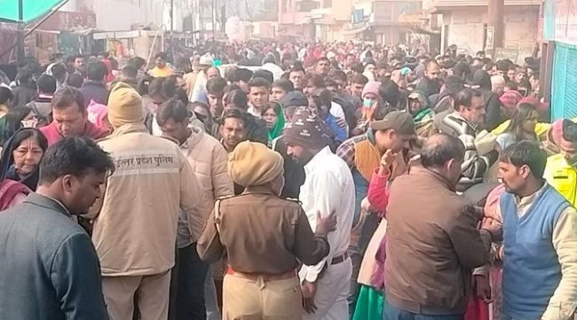 मथुरा-वृंदावन में नववर्ष पर श्रद्धालुओं की भीड़, होटल और गेस्ट हाउस फुल