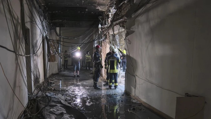 कीव पर रूस का ताबड़तोड़ मिसाइल और ड्रोन हमला, शहर में मचा अराजक माहौल