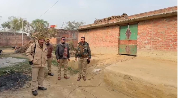 सीतापुर: फतेपुर मातिनपुर में पिता-पुत्र की गोली मारकर हत्या, दो आरोपी गिरफ्तार